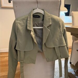 PrettyLittleThing Cropped Green Blazer
